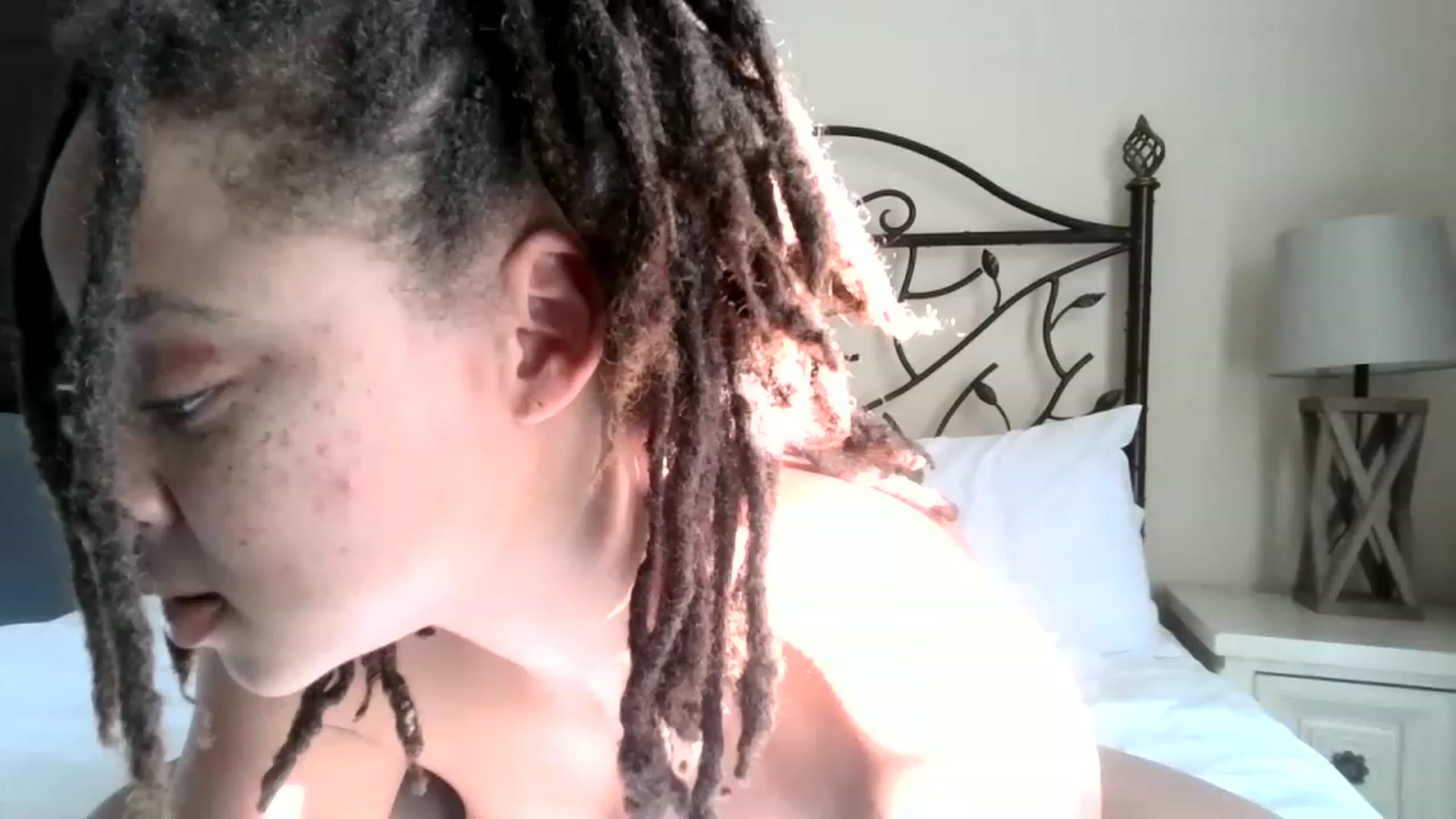 Gallery image thumbnail from msfrenchy's myfreecams stream on, 11/27/2022, 22:30 image 15 of 20