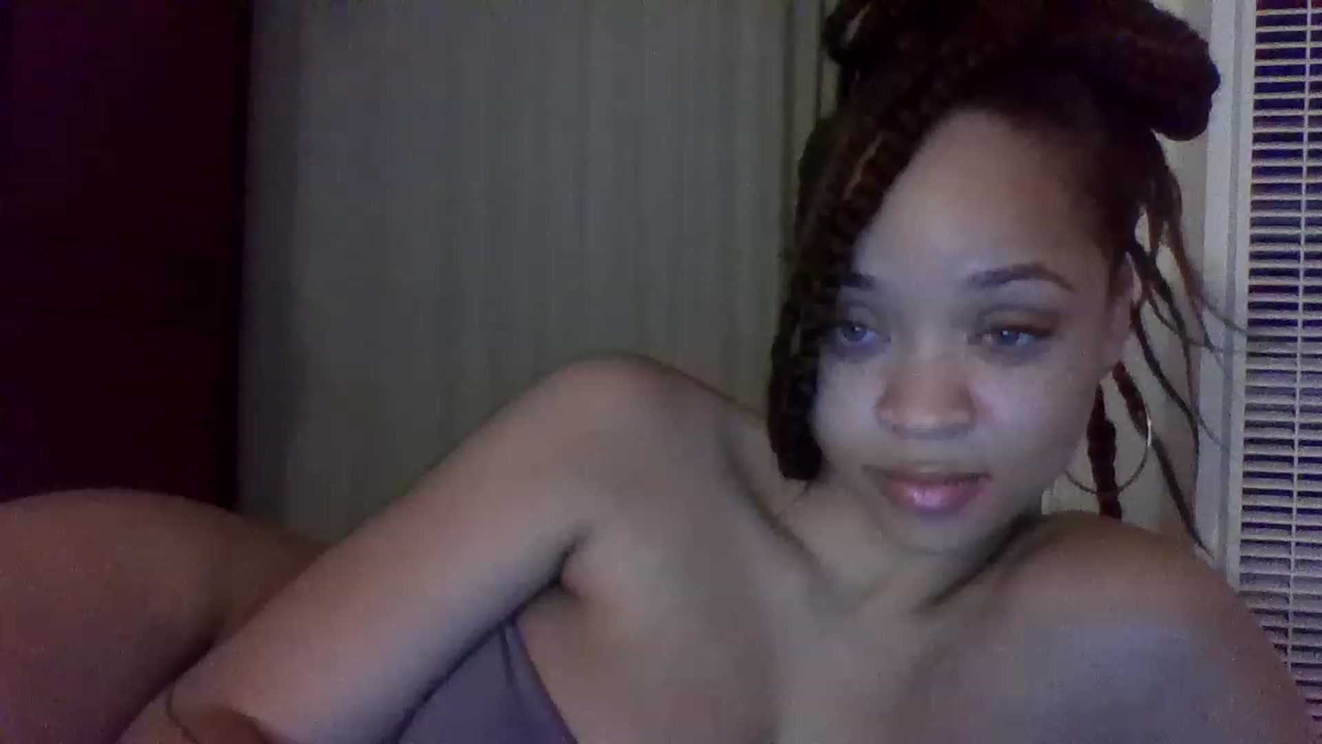 Gallery image thumbnail from msfrenchy's myfreecams stream on, 04/10/2023, 20:02 image 11 of 20