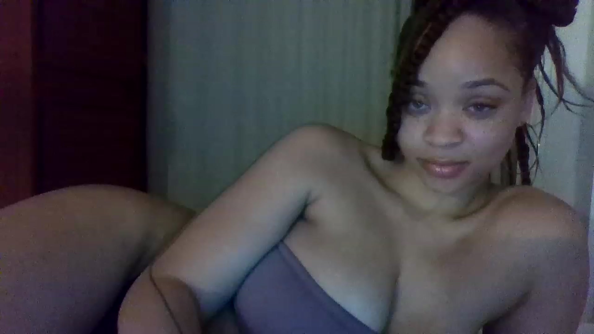 Gallery image thumbnail from msfrenchy's myfreecams stream on, 04/10/2023, 20:02 image 8 of 20