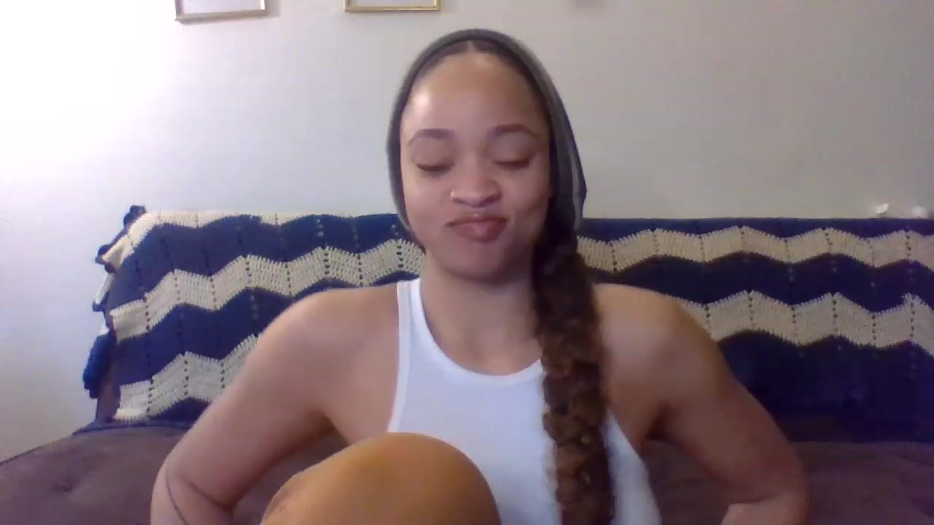 Gallery image thumbnail from msfrenchy's myfreecams stream on, 05/30/2023, 21:23 image 20 of 20