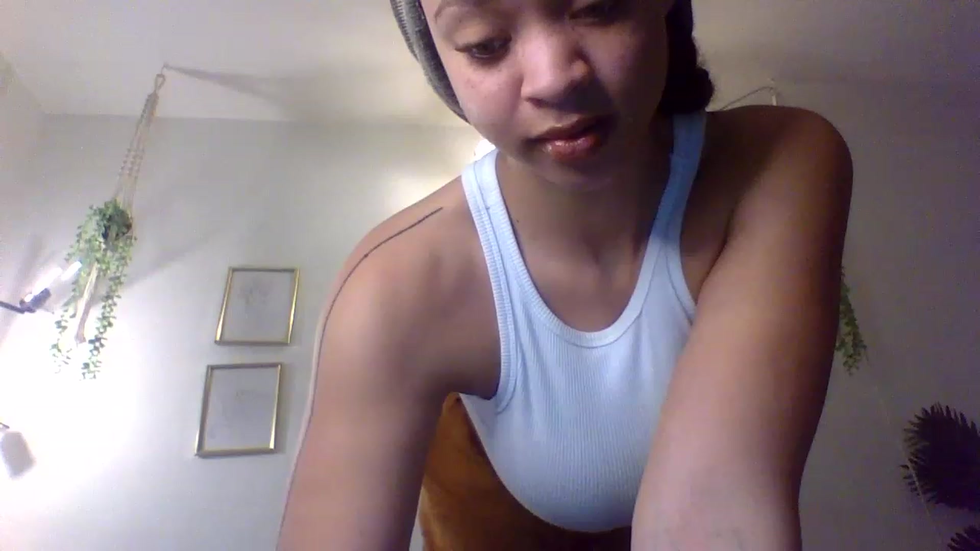 Gallery image thumbnail from msfrenchy's myfreecams stream on, 05/30/2023, 22:12 image 10 of 20
