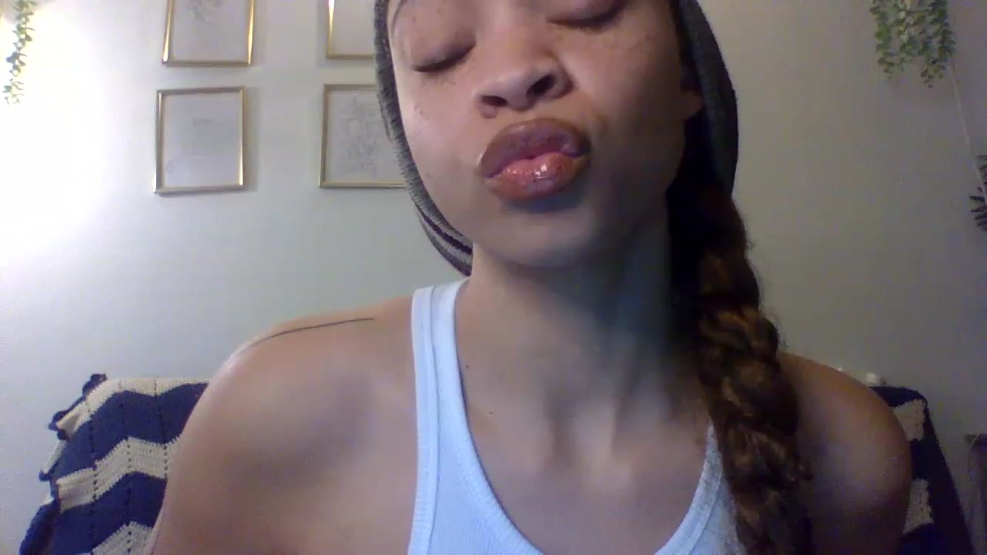 Gallery image thumbnail from msfrenchy's myfreecams stream on, 05/30/2023, 22:12 image 12 of 20