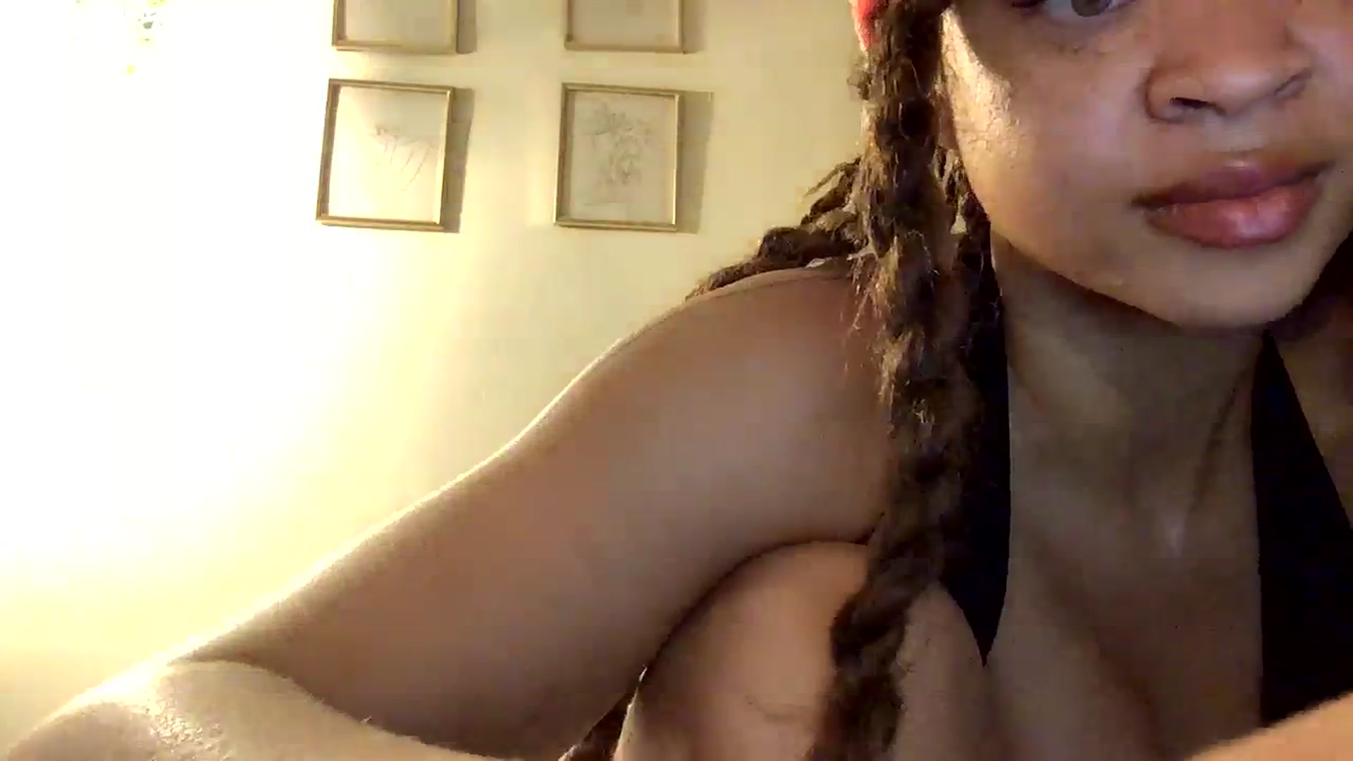Gallery image thumbnail from msfrenchy's myfreecams stream on, 08/20/2023, 15:21 image 5 of 20