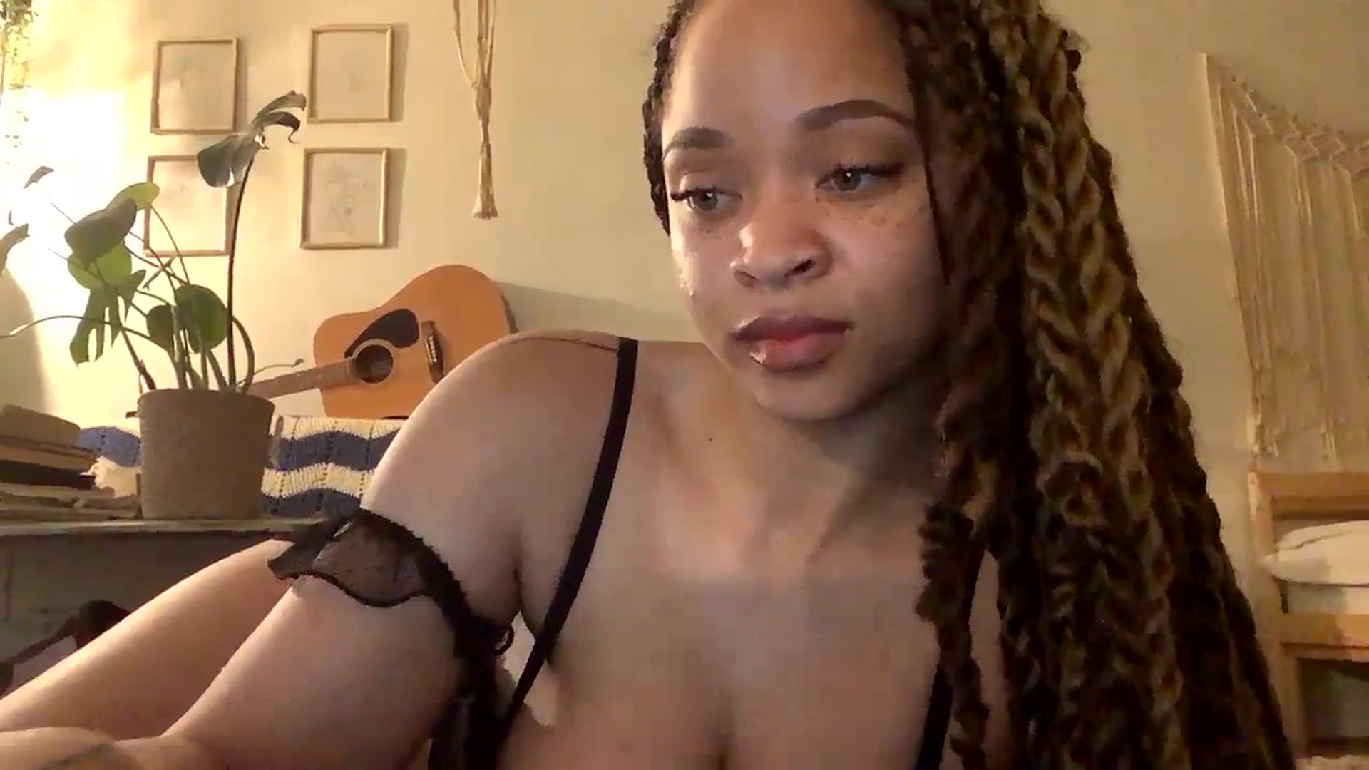 Gallery image thumbnail from msfrenchy's myfreecams stream on, 01/14/2024, 18:14 image 2 of 20