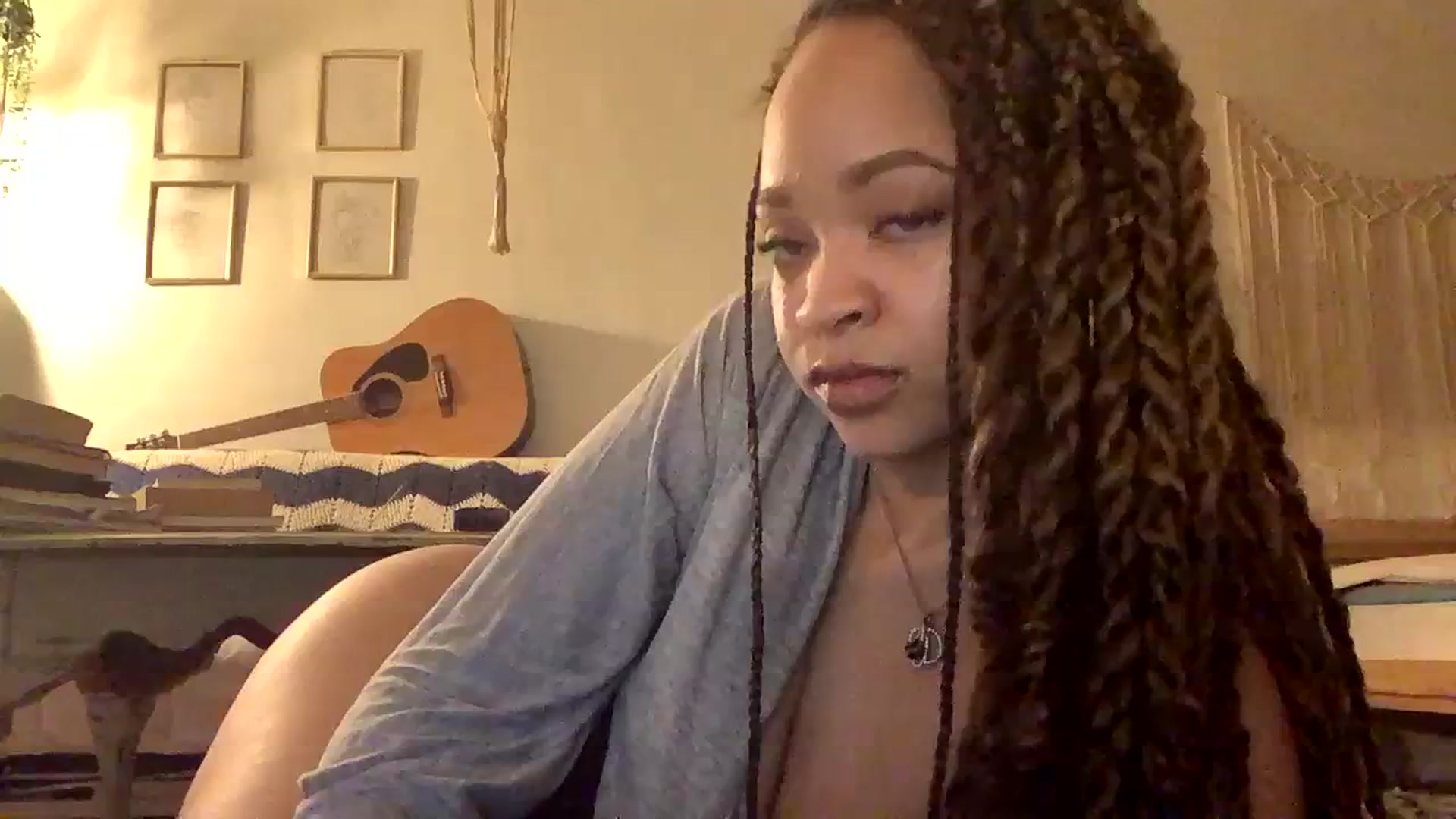 Gallery image thumbnail from msfrenchy's myfreecams stream on, 01/16/2024, 15:34 image 10 of 20