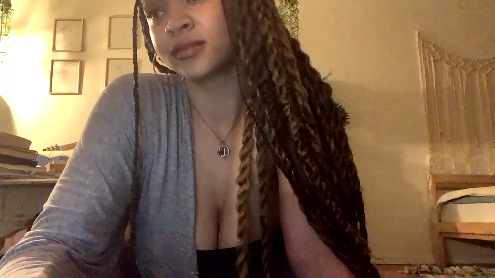 Gallery image thumbnail from msfrenchy's myfreecams stream on, 01/16/2024, 15:34 image 19 of 20