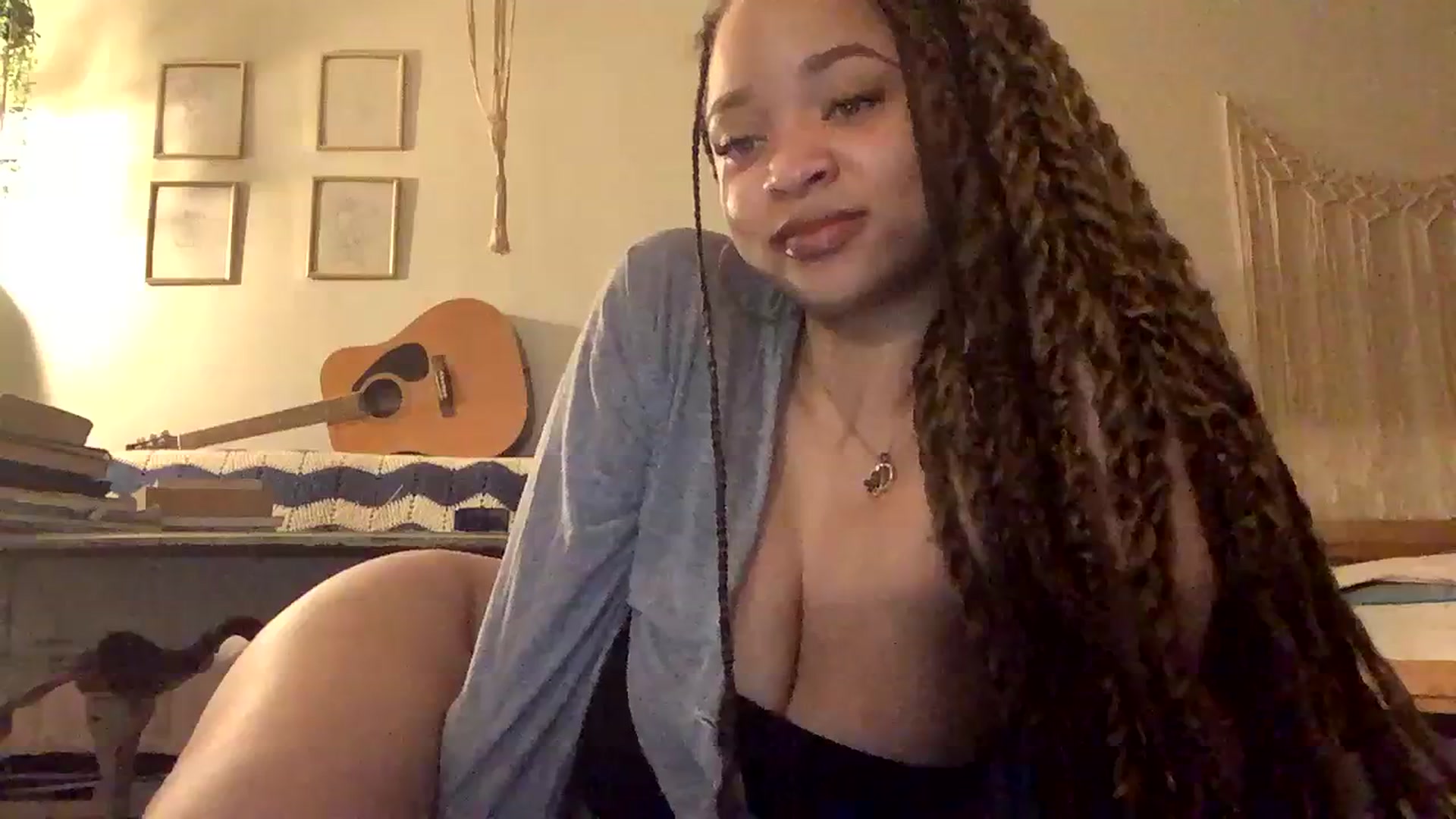 Gallery image thumbnail from msfrenchy's myfreecams stream on, 01/16/2024, 15:34 image 11 of 20