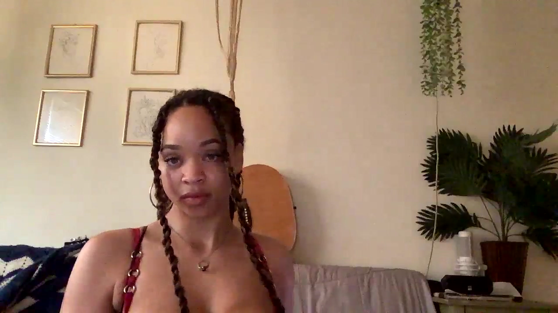 Gallery image thumbnail from msfrenchy's myfreecams stream on, 02/18/2024, 20:50 image 20 of 20