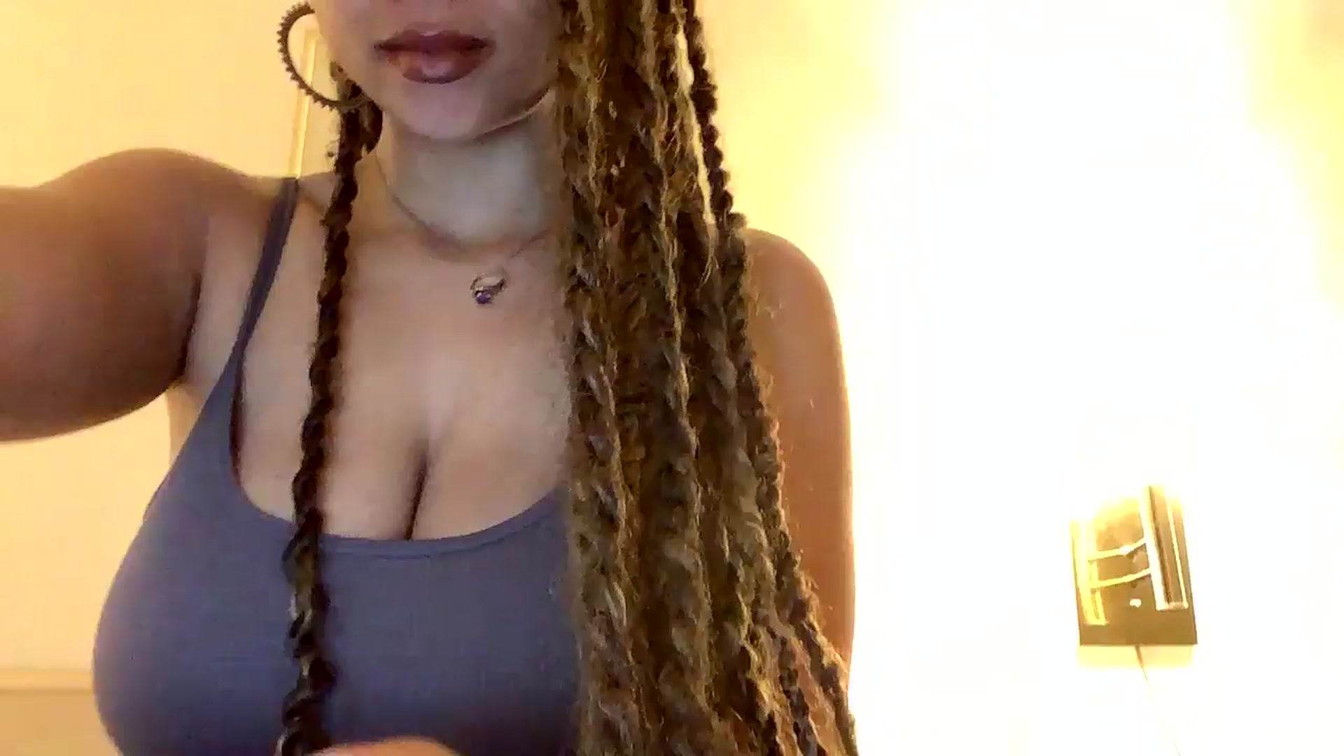 Gallery image thumbnail from msfrenchy's myfreecams stream on, 04/26/2024, 12:51 image 2 of 20