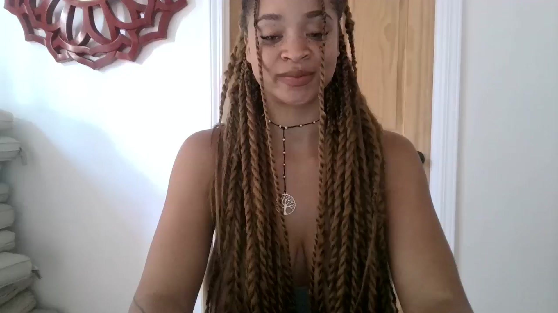 Gallery image thumbnail from msfrenchy's myfreecams stream on, 08/07/2024, 17:46 image 18 of 20