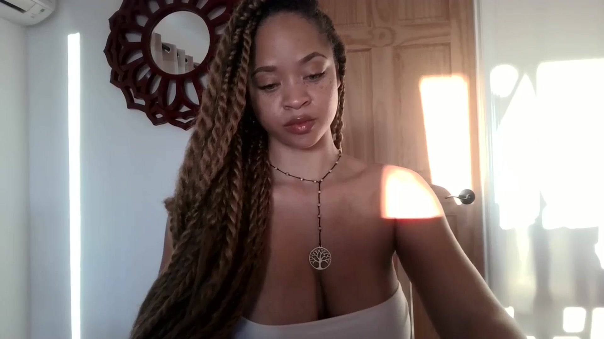Gallery image thumbnail from msfrenchy's myfreecams stream on, 10/16/2024, 14:18 image 7 of 20