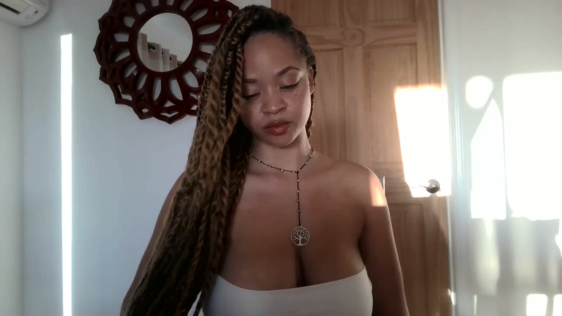 Gallery image thumbnail from msfrenchy's myfreecams stream on, 10/16/2024, 14:18 image 11 of 20