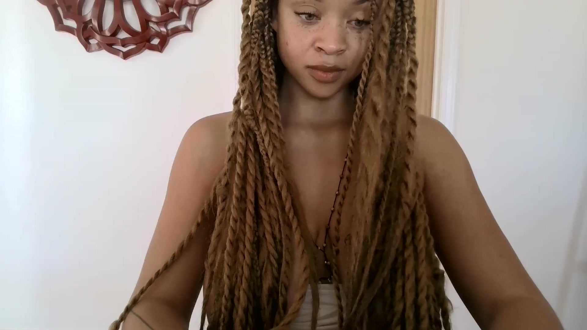 Gallery image thumbnail from msfrenchy's myfreecams stream on, 10/16/2024, 18:54 image 20 of 20