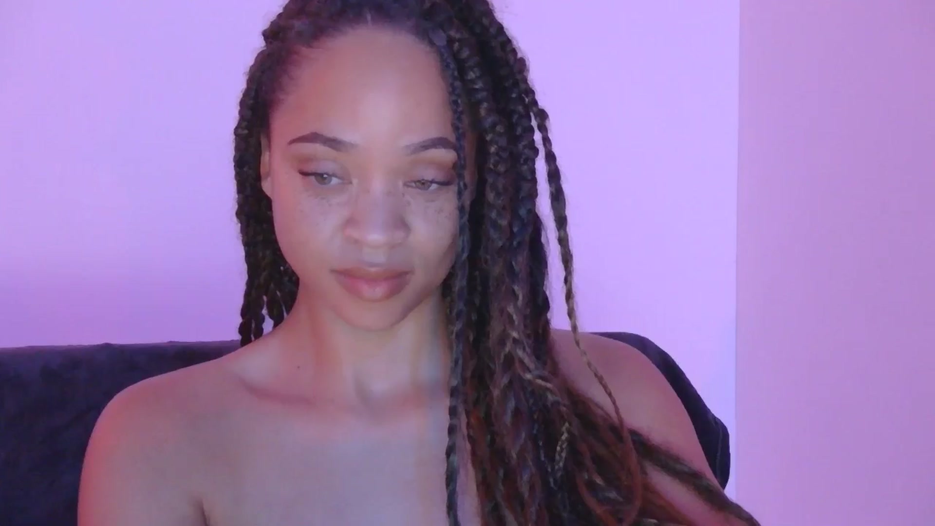 Gallery image thumbnail from msfrenchy's myfreecams stream on, 12/04/2024, 17:46 image 6 of 20