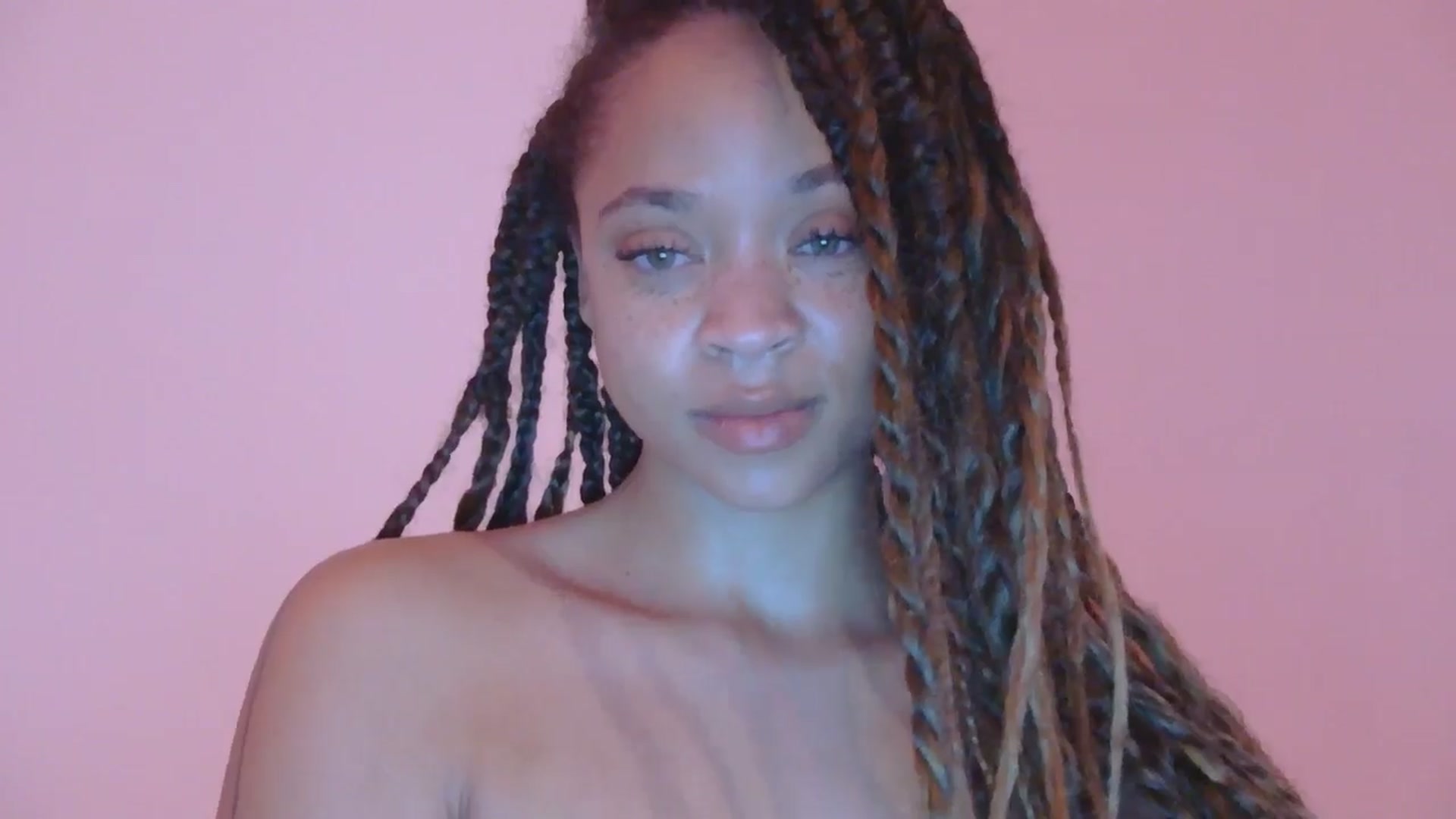 Gallery image thumbnail from msfrenchy's myfreecams stream on, 12/12/2024, 15:54 image 15 of 20