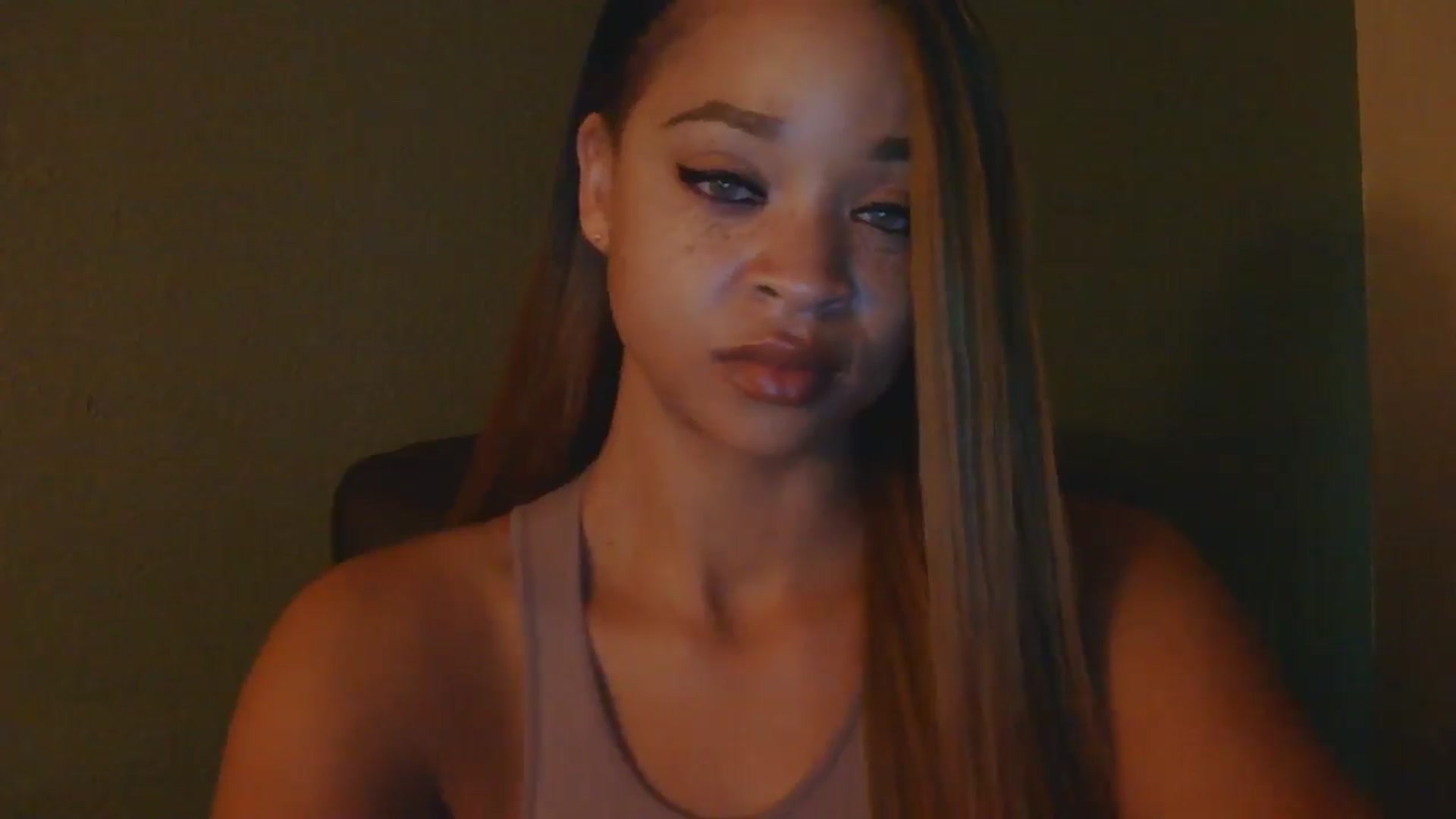Gallery image thumbnail from msfrenchy's myfreecams stream on, 03/24/2025, 15:21 image 7 of 20