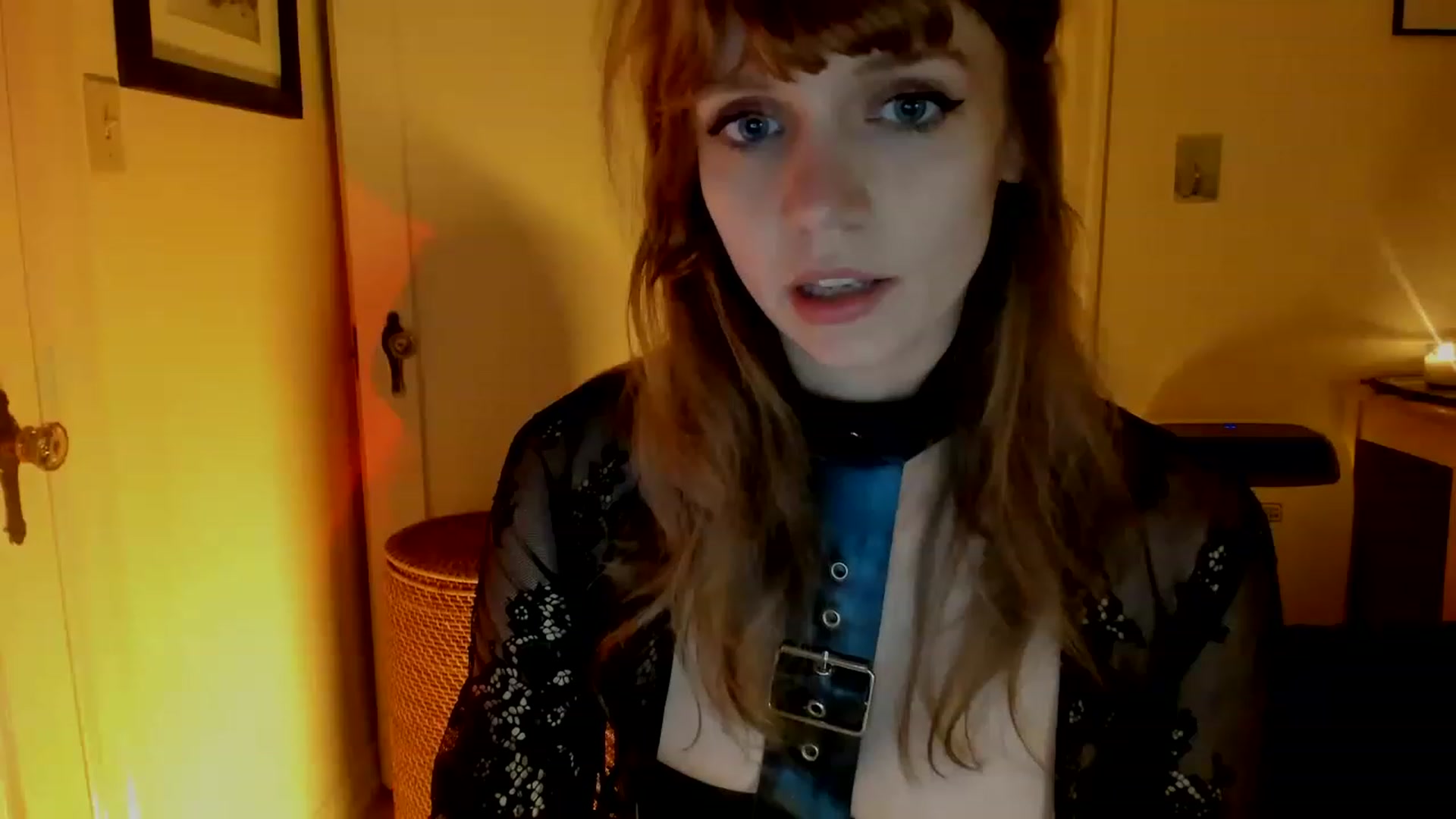 Gallery image thumbnail from muffinmoon's myfreecams stream on, 11/27/2022, 07:42 image 1 of 20