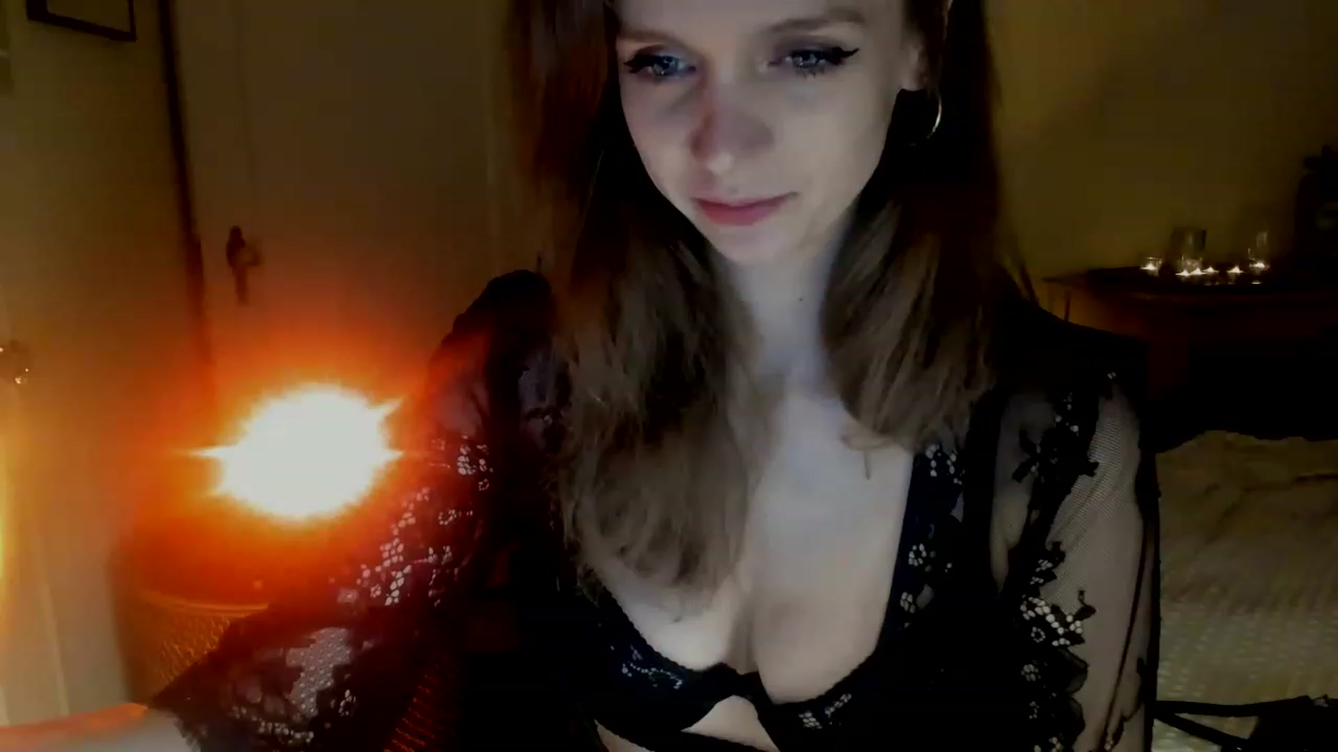 Gallery image thumbnail from muffinmoon's myfreecams stream on, 12/18/2022, 06:28 image 3 of 20
