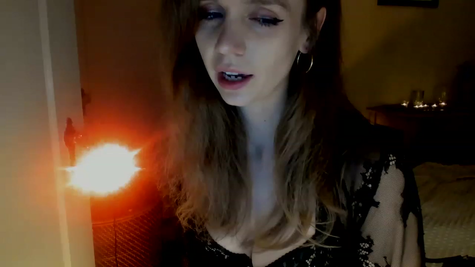 Gallery image thumbnail from muffinmoon's myfreecams stream on, 12/18/2022, 06:28 image 6 of 20