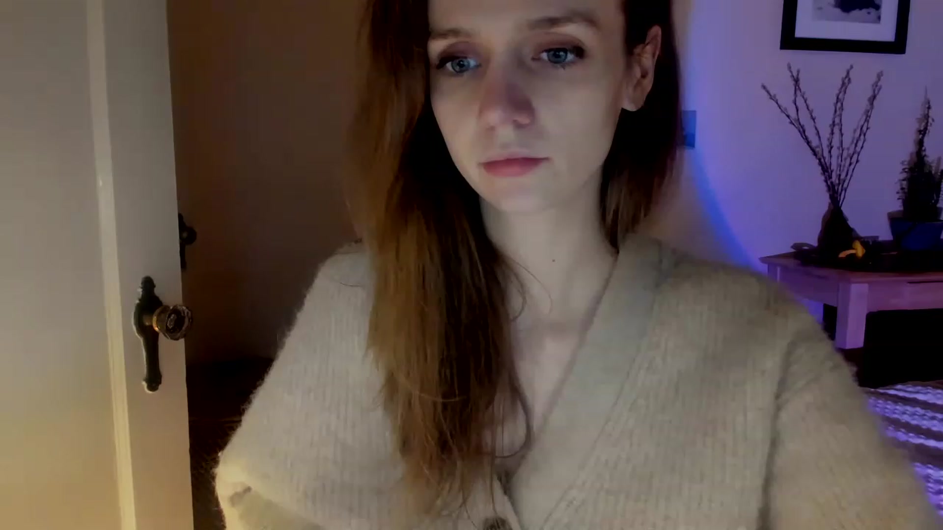 Gallery image thumbnail from muffinmoon's myfreecams stream on, 01/06/2023, 07:51 image 16 of 20