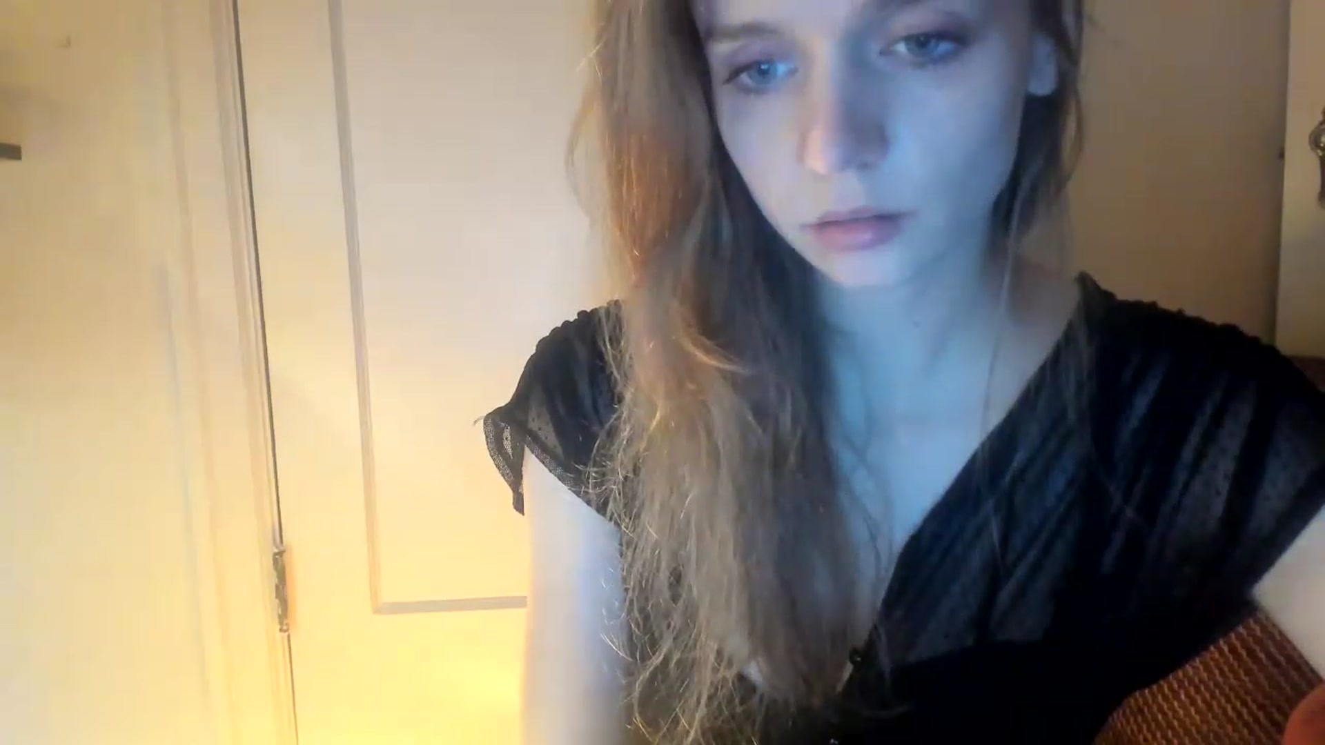 Gallery image thumbnail from muffinmoon's myfreecams stream on, 01/10/2023, 08:06 image 14 of 20