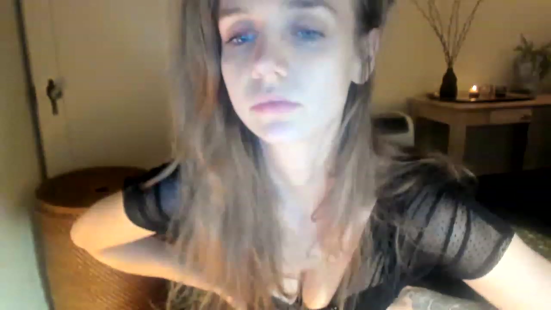 Gallery image thumbnail from muffinmoon's myfreecams stream on, 01/10/2023, 08:06 image 20 of 20