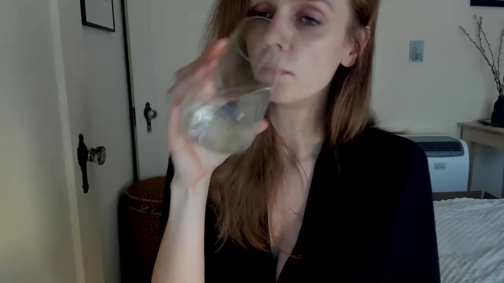 Gallery image thumbnail from muffinmoon's myfreecams stream on, 01/15/2023, 21:04 image 5 of 20