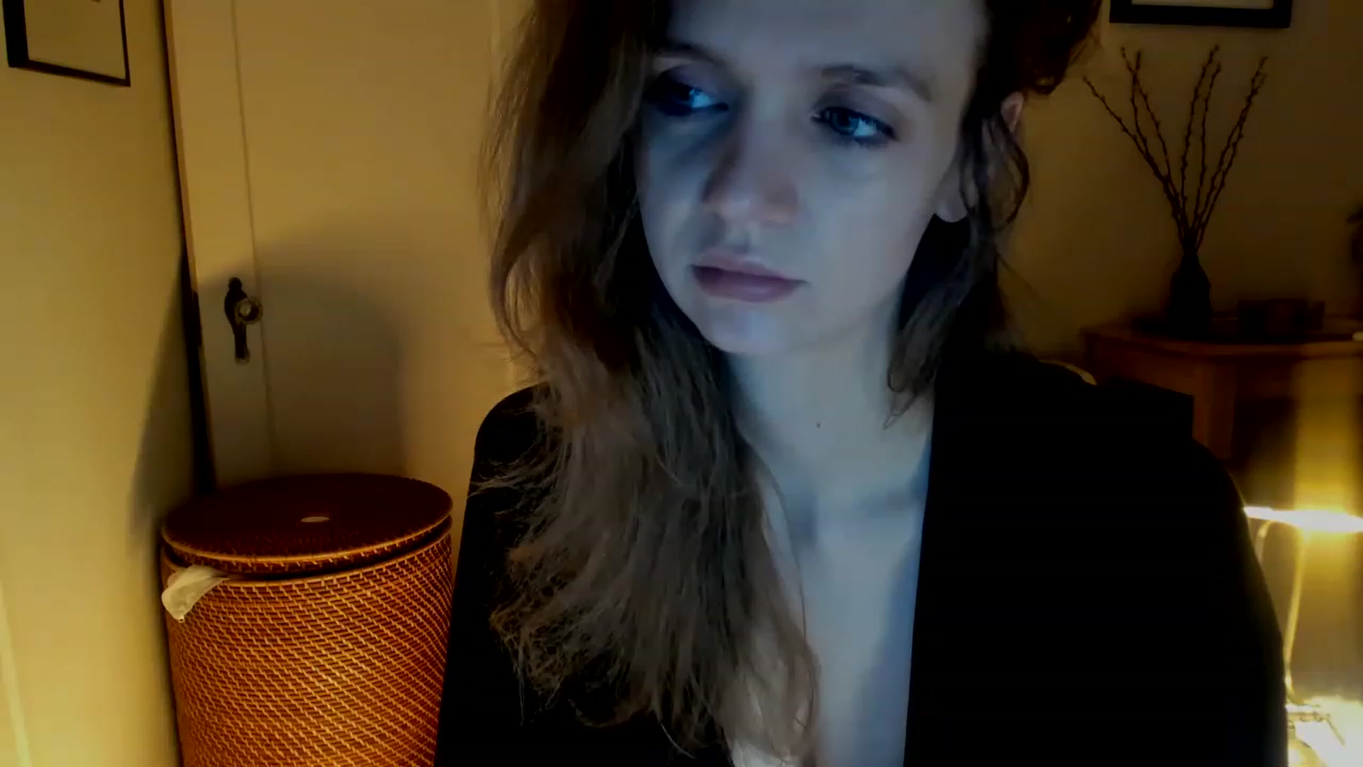 Gallery image thumbnail from muffinmoon's myfreecams stream on, 01/16/2023, 08:02 image 1 of 20