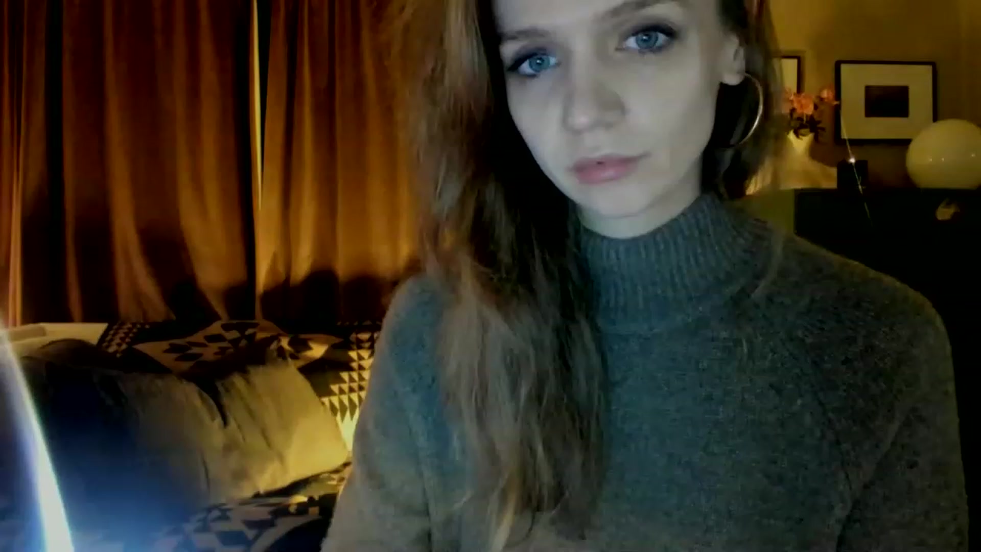 Gallery image thumbnail from muffinmoon's myfreecams stream on, 01/20/2023, 07:44 image 1 of 20