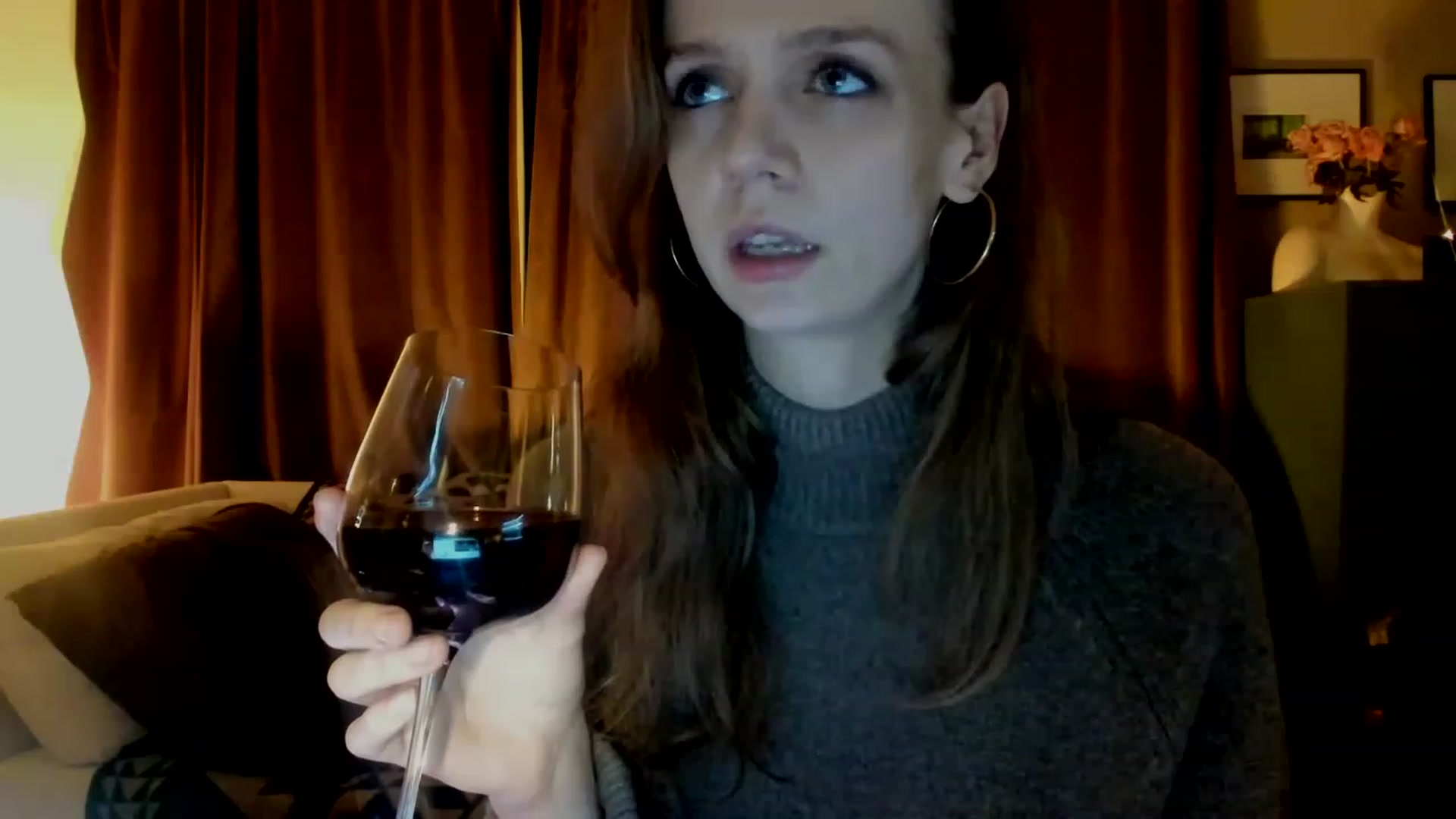 Gallery image thumbnail from muffinmoon's myfreecams stream on, 01/20/2023, 07:44 image 6 of 20