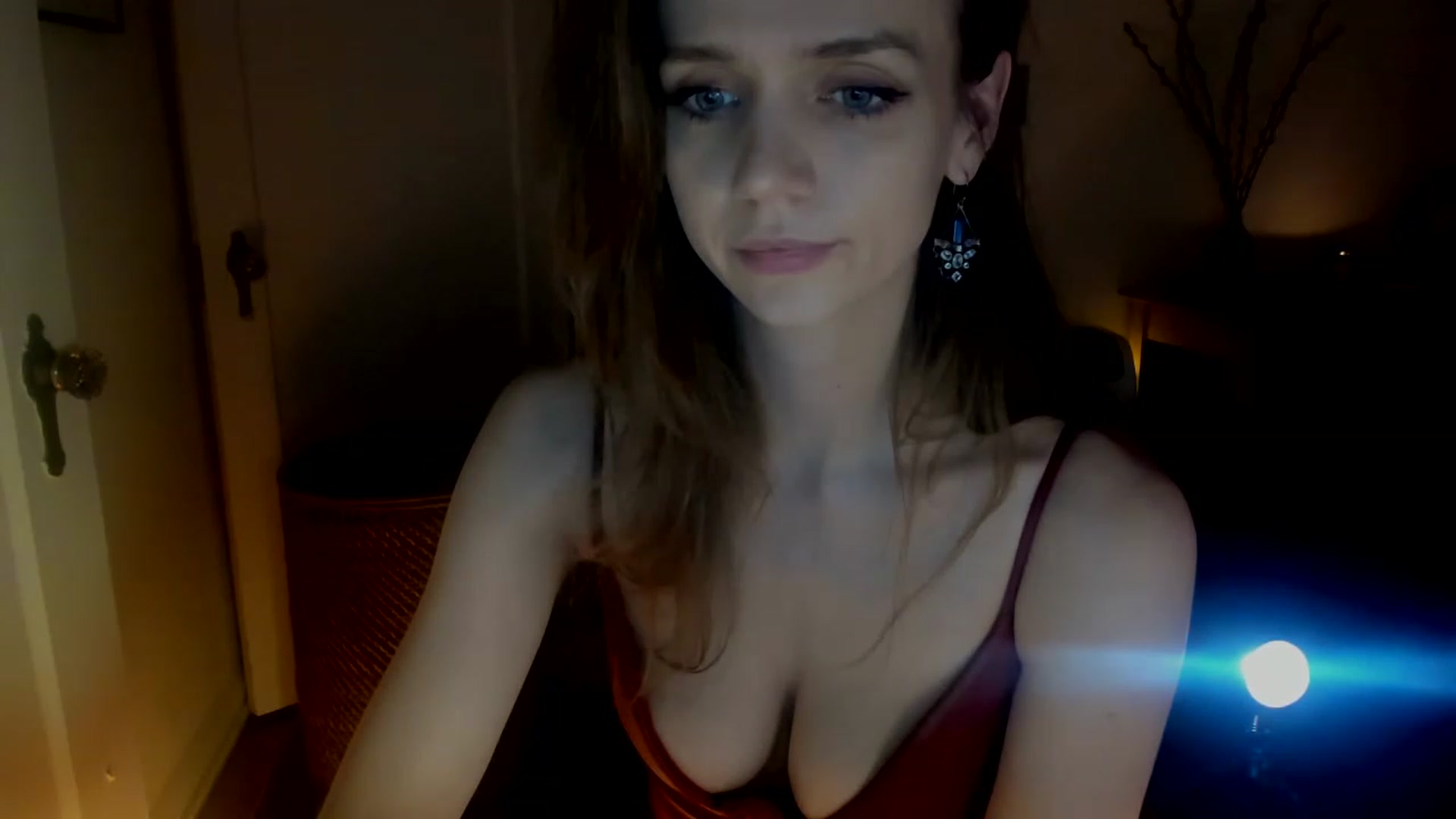 Gallery image thumbnail from muffinmoon's myfreecams stream on, 01/22/2023, 09:17 image 3 of 20