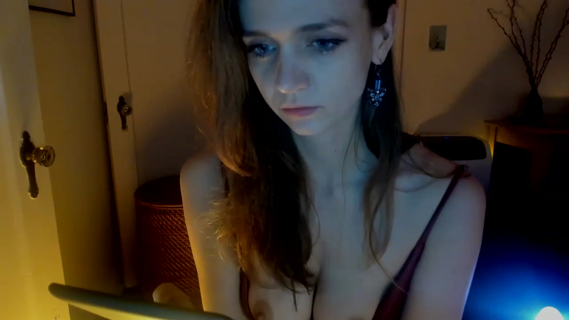 Gallery image thumbnail from muffinmoon's myfreecams stream on, 01/22/2023, 09:17 image 20 of 20