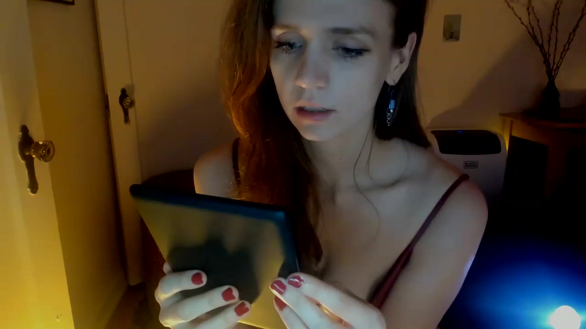 Gallery image thumbnail from muffinmoon's myfreecams stream on, 01/22/2023, 09:17 image 18 of 20