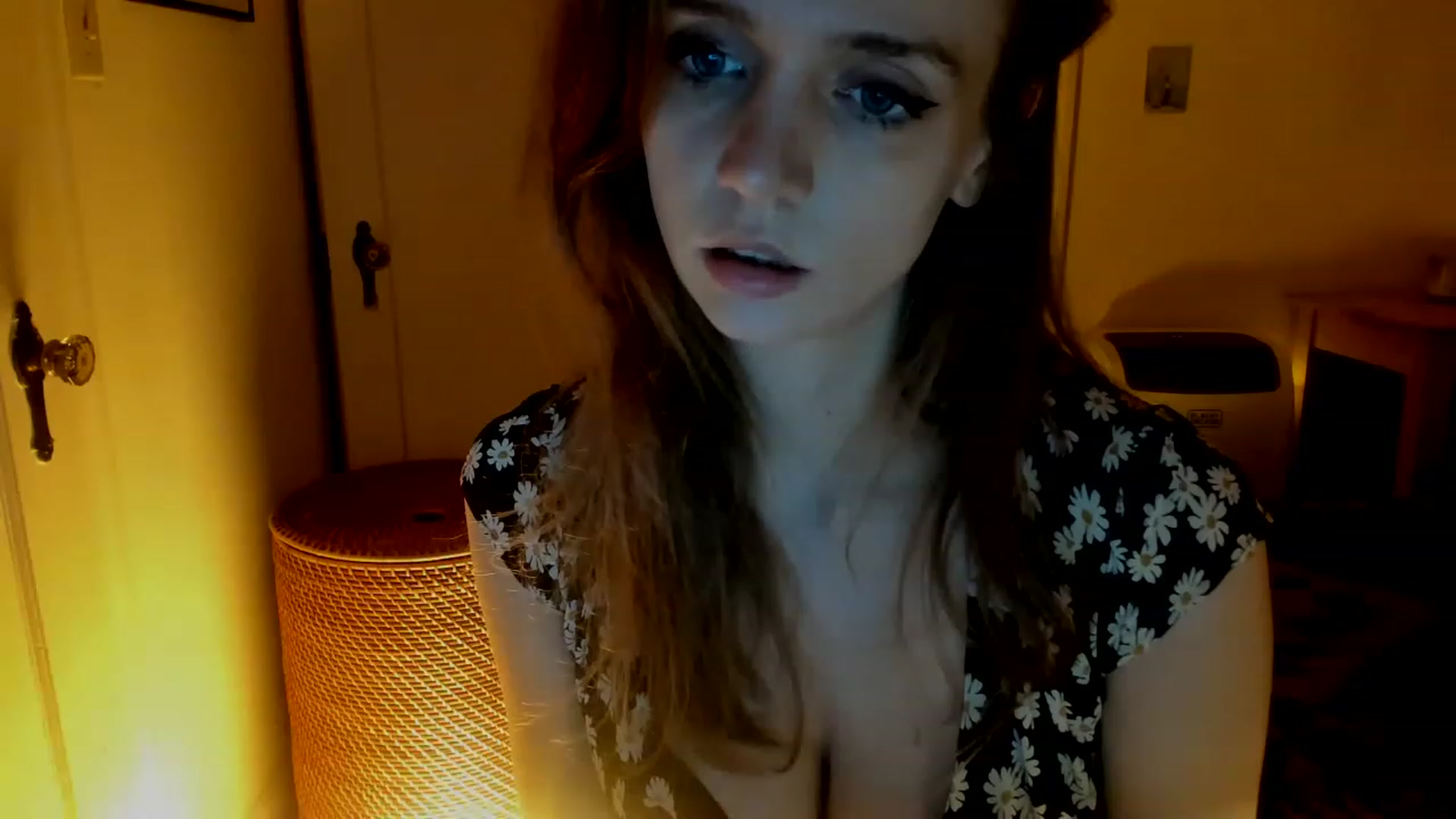 Gallery image thumbnail from muffinmoon's myfreecams stream on, 01/29/2023, 08:45 image 1 of 20