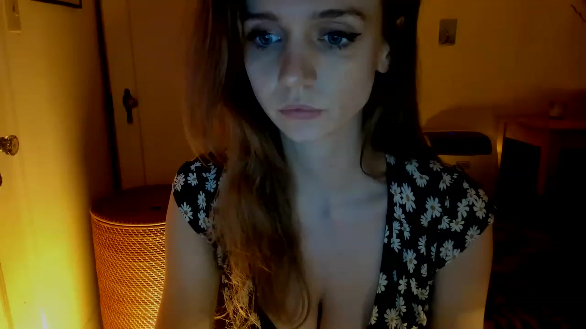 Gallery image thumbnail from muffinmoon's myfreecams stream on, 01/29/2023, 08:45 image 3 of 20