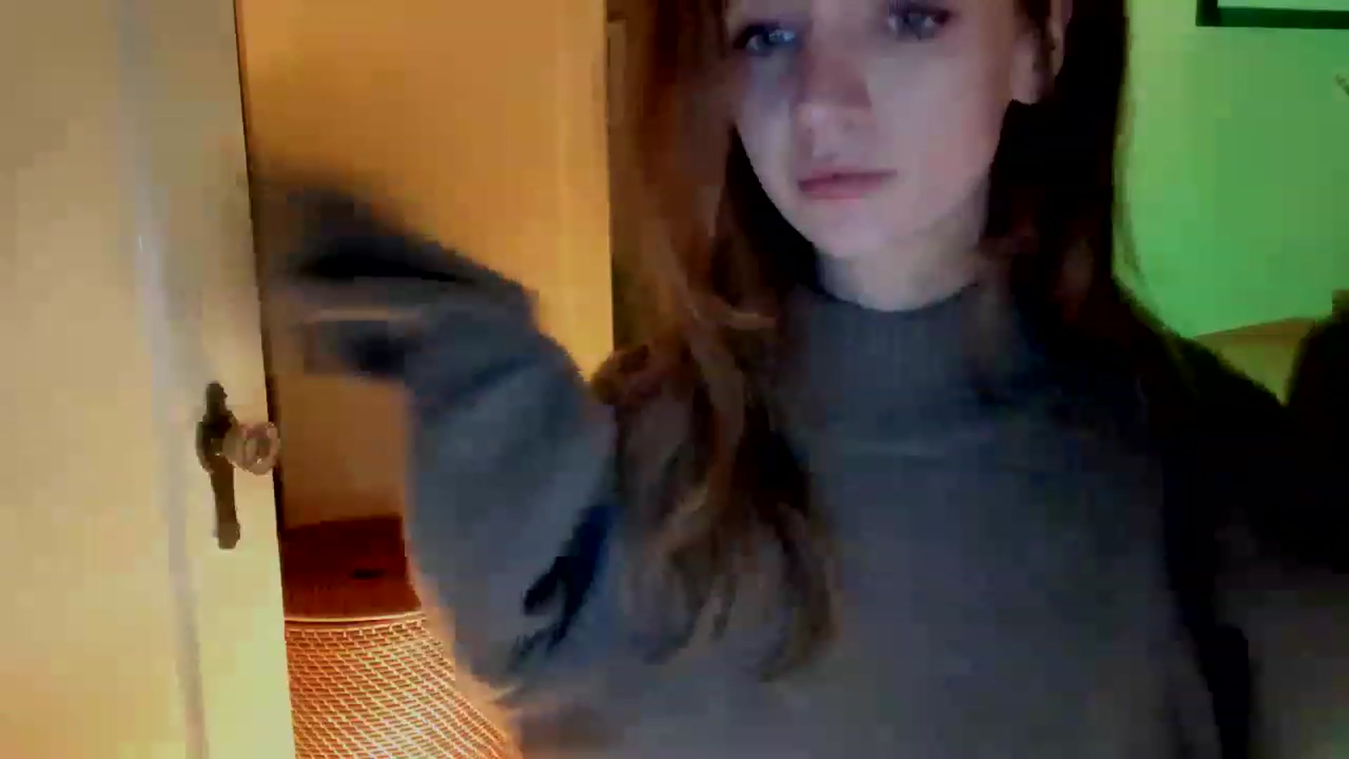 Gallery image thumbnail from muffinmoon's myfreecams stream on, 02/01/2023, 08:32 image 6 of 20