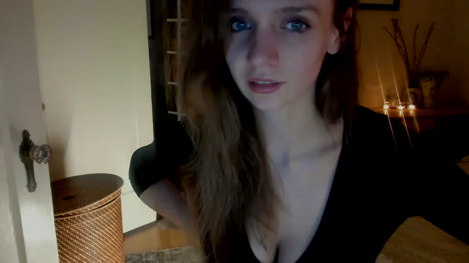 Gallery image thumbnail from muffinmoon's myfreecams stream on, 02/03/2023, 07:40 image 1 of 20