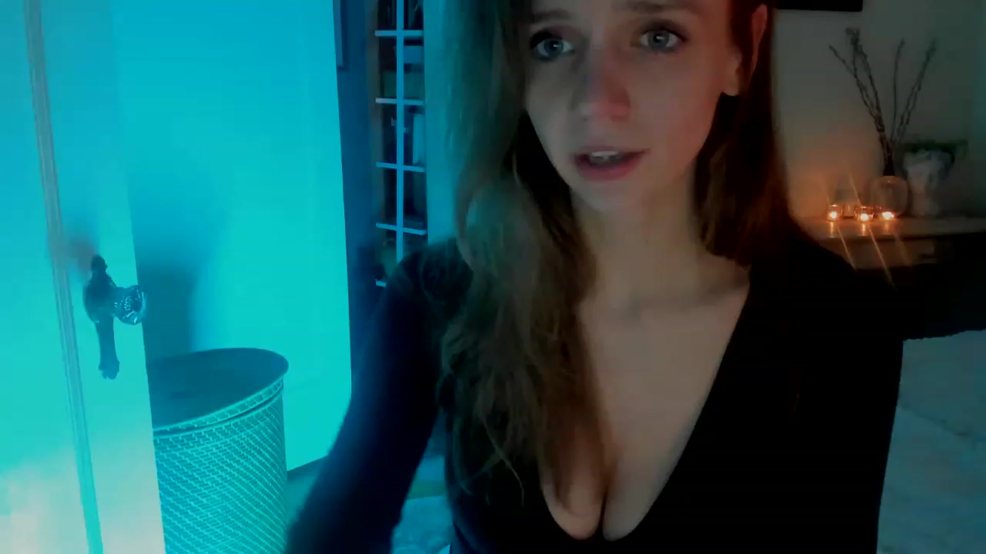 Gallery image thumbnail from muffinmoon's myfreecams stream on, 02/03/2023, 07:40 image 7 of 20