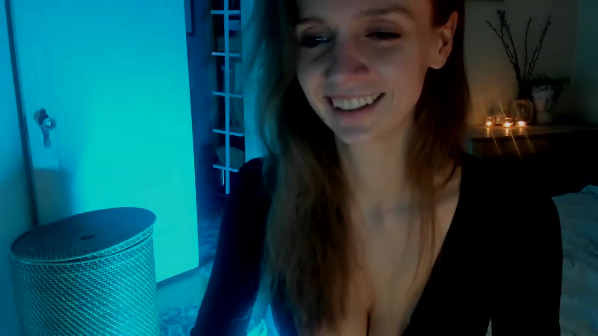 Gallery image thumbnail from muffinmoon's myfreecams stream on, 02/03/2023, 07:40 image 15 of 20