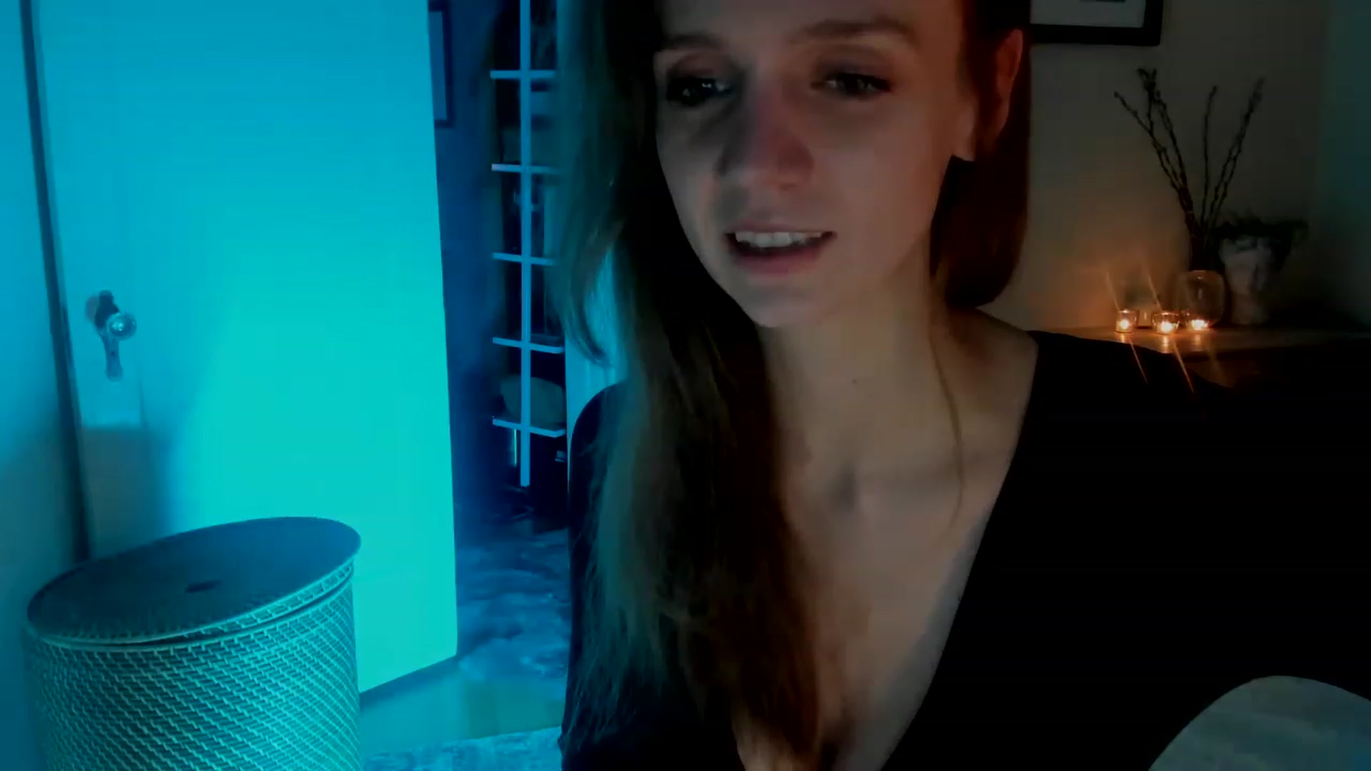 Gallery image thumbnail from muffinmoon's myfreecams stream on, 02/03/2023, 07:40 image 9 of 20