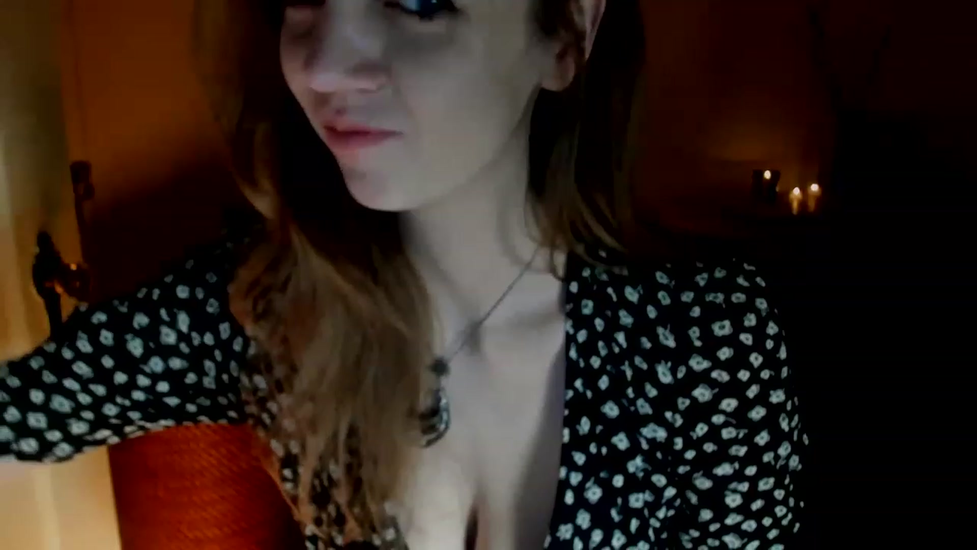 Gallery image thumbnail from muffinmoon's myfreecams stream on, 02/14/2023, 08:01 image 10 of 20