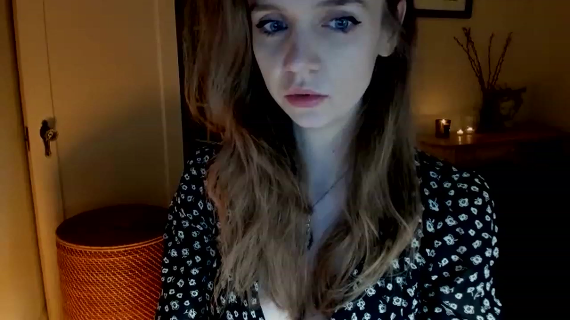 Gallery image thumbnail from muffinmoon's myfreecams stream on, 02/14/2023, 08:01 image 1 of 20