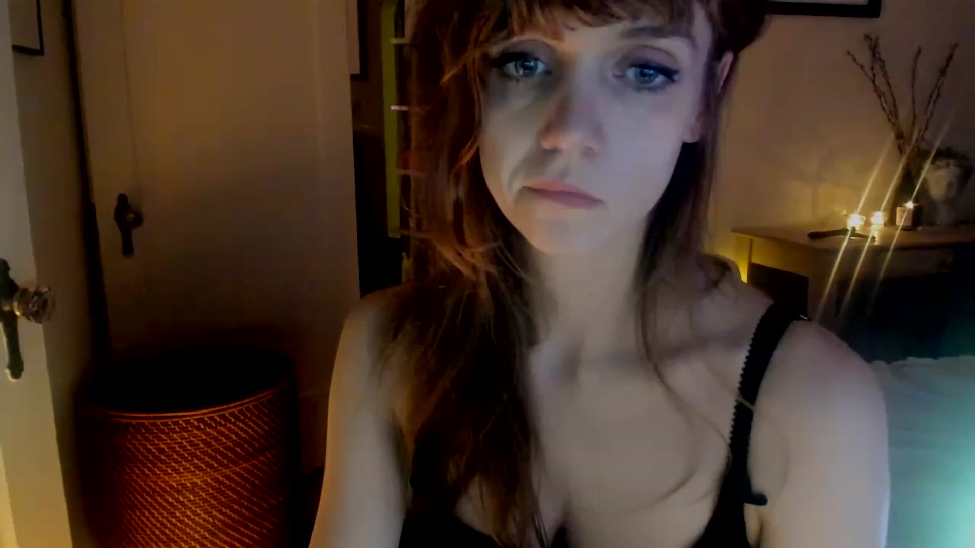Gallery image thumbnail from muffinmoon's myfreecams stream on, 02/24/2023, 07:30 image 8 of 20