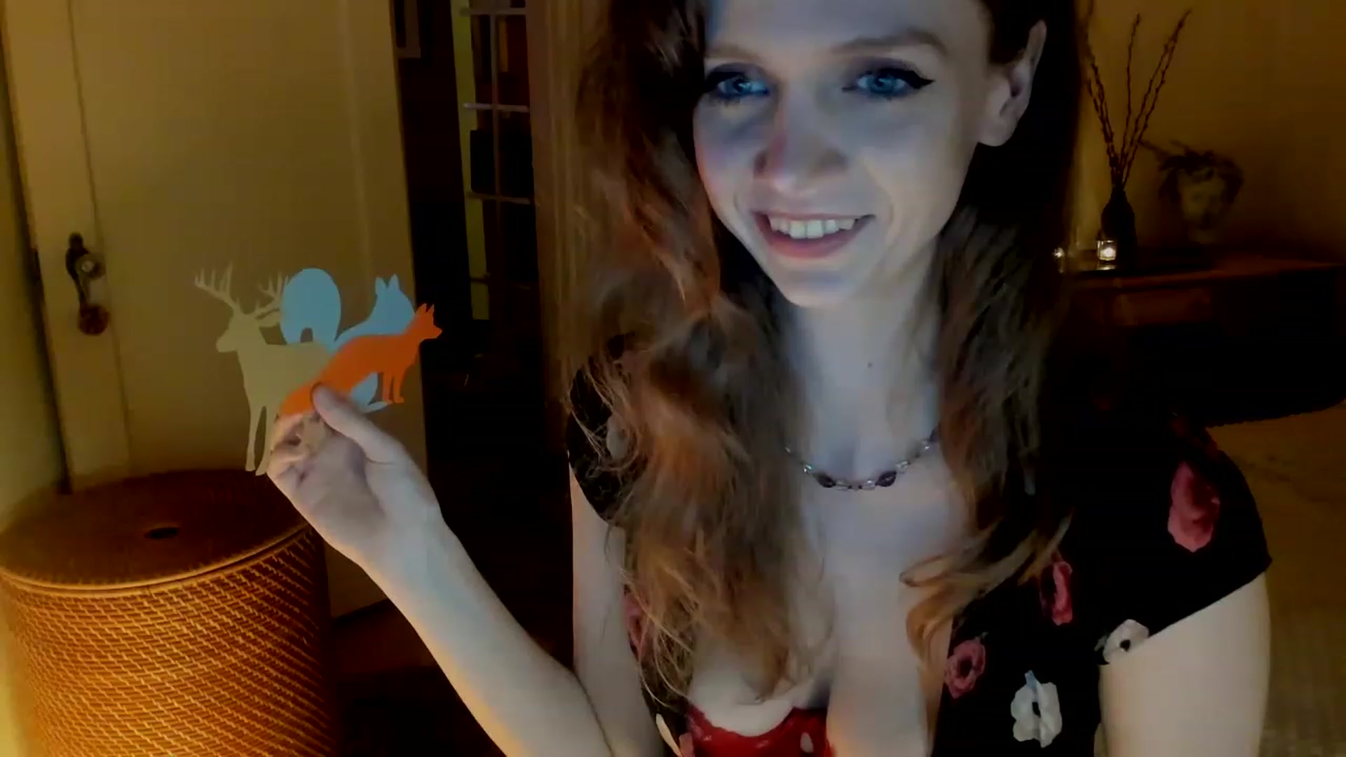 Gallery image thumbnail from muffinmoon's myfreecams stream on, 03/05/2023, 07:38 image 11 of 20
