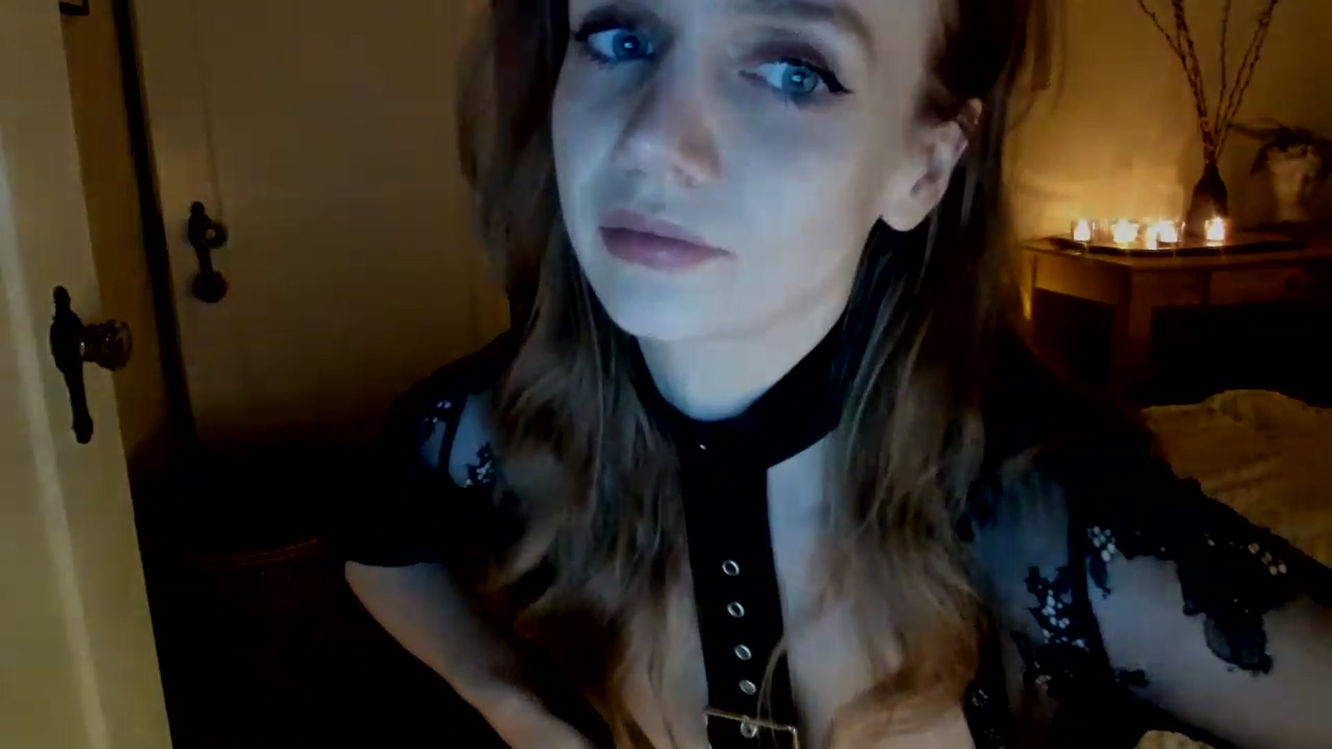 Gallery image thumbnail from muffinmoon's myfreecams stream on, 03/10/2023, 05:37 image 20 of 20