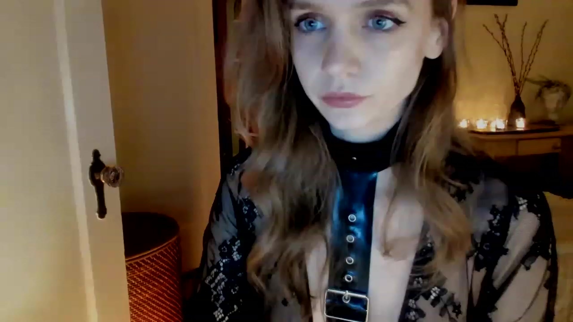 Gallery image thumbnail from muffinmoon's myfreecams stream on, 03/10/2023, 05:37 image 1 of 20