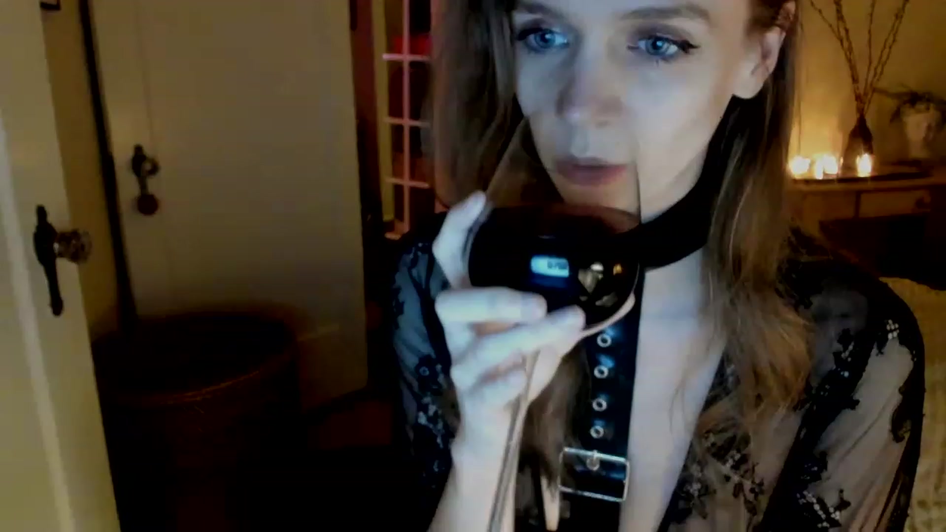 Gallery image thumbnail from muffinmoon's myfreecams stream on, 03/10/2023, 05:37 image 18 of 20