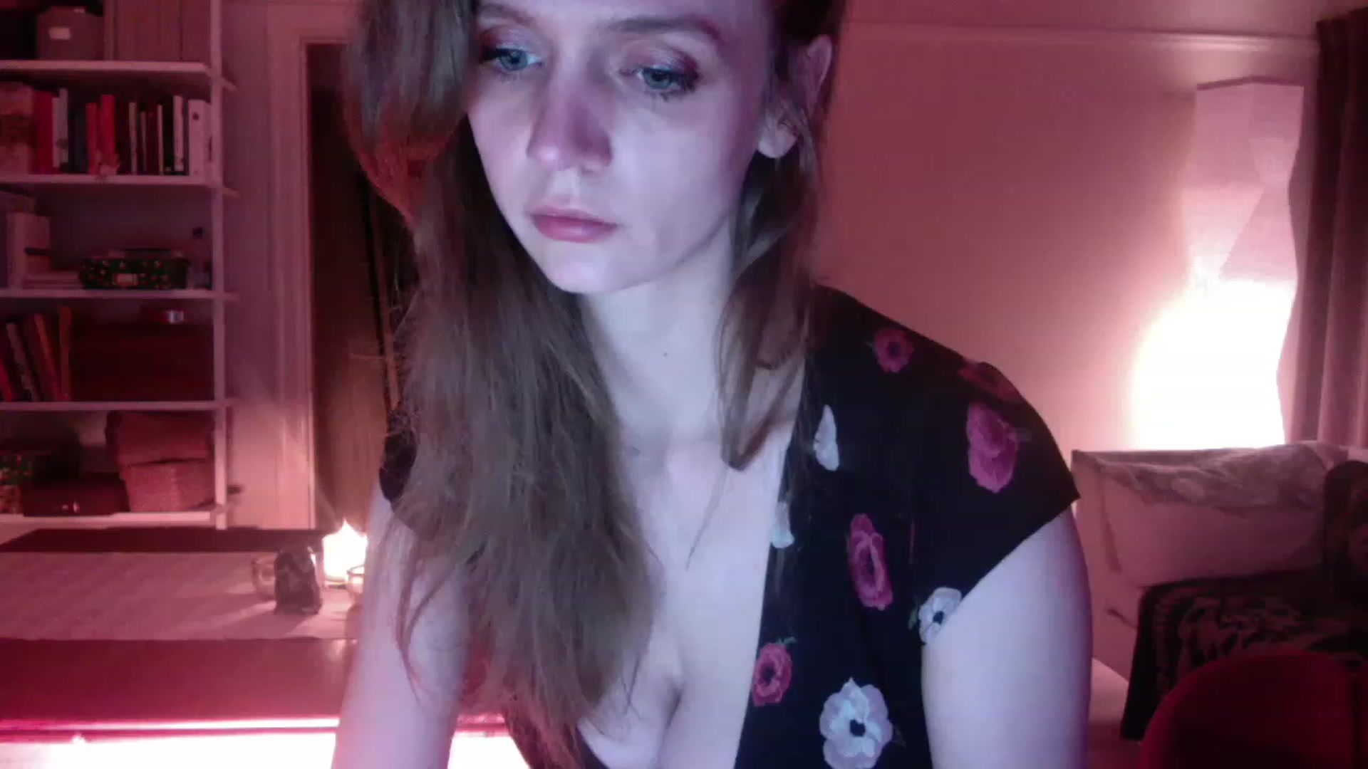 Gallery image thumbnail from muffinmoon's myfreecams stream on, 03/17/2023, 06:07 image 2 of 20