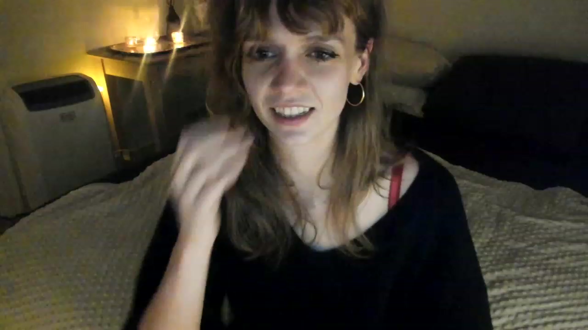 Gallery image thumbnail from muffinmoon's myfreecams stream on, 04/21/2023, 07:24 image 1 of 20