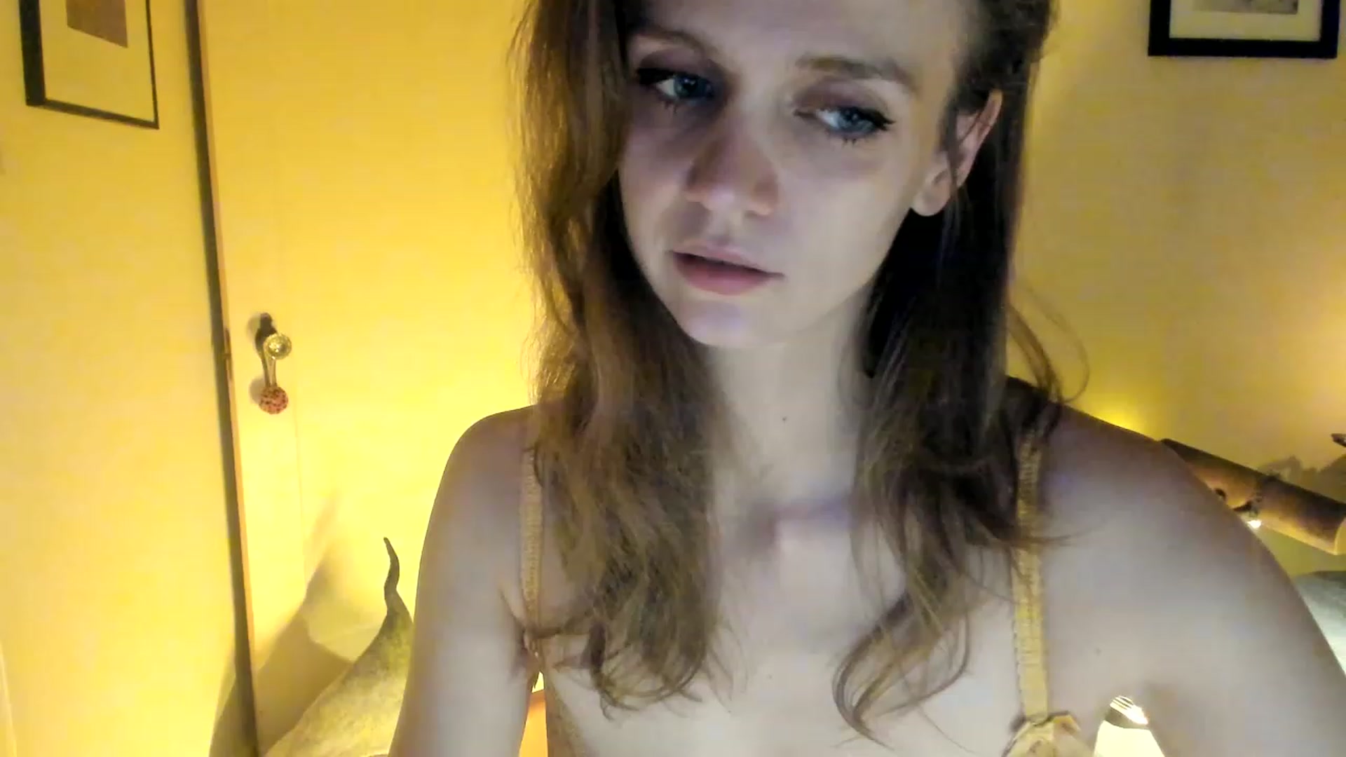 Gallery image thumbnail from muffinmoon's myfreecams stream on, 05/28/2023, 08:58 image 1 of 20